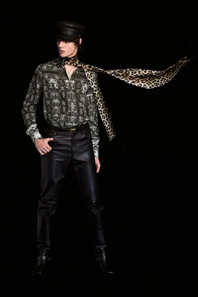 Look 21
